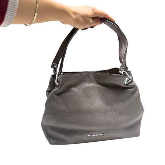 Michael Kors Raven Leather Shoulder Bag โ Grey โ Small / Gently Used - Picture 7 of 15